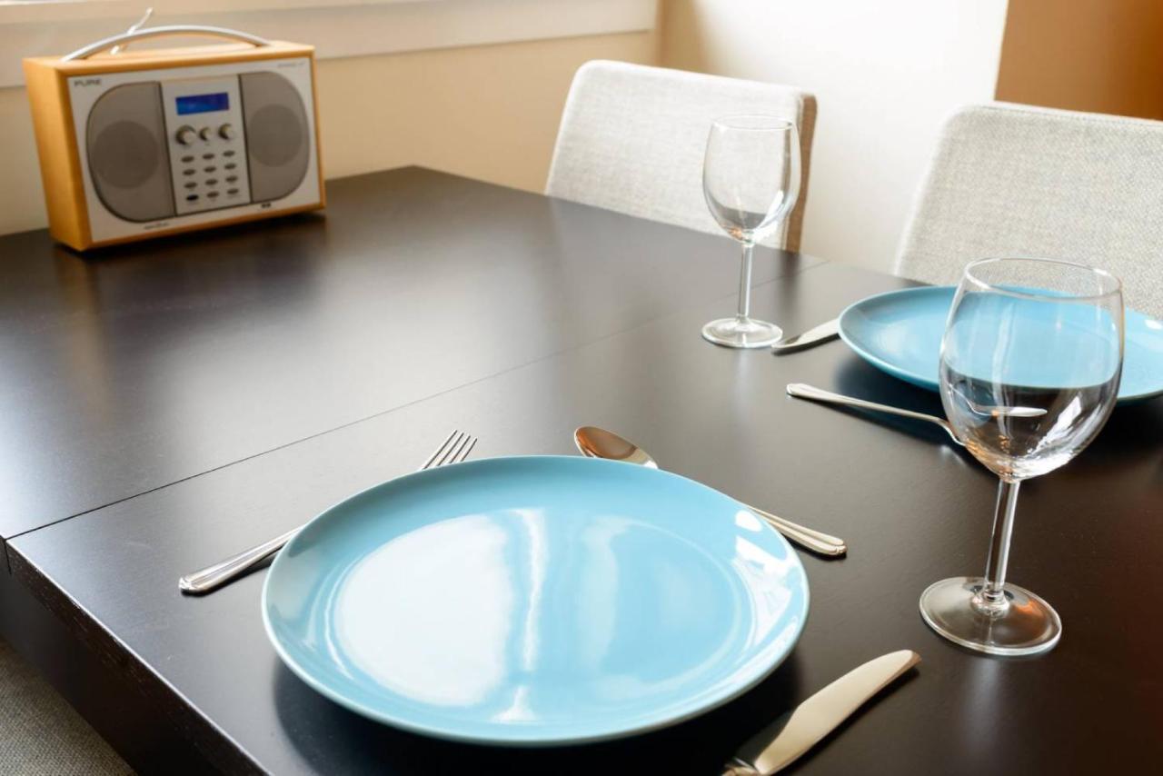 Altido Lovely Apartment For 4 With Free Parking เอดินบะระ ภายนอก รูปภาพ