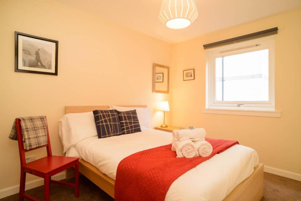 Altido Lovely Apartment For 4 With Free Parking เอดินบะระ ภายนอก รูปภาพ